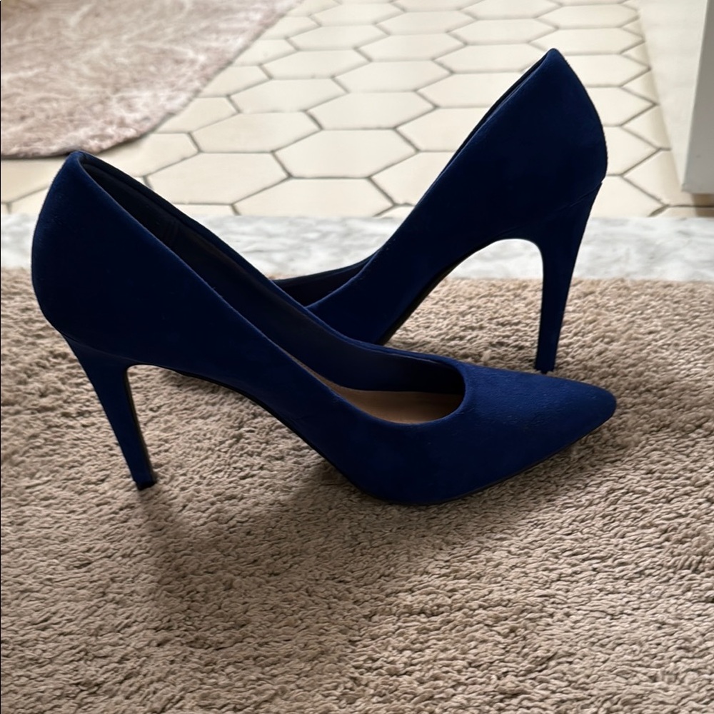 Elegant Blue Stiletto Heels